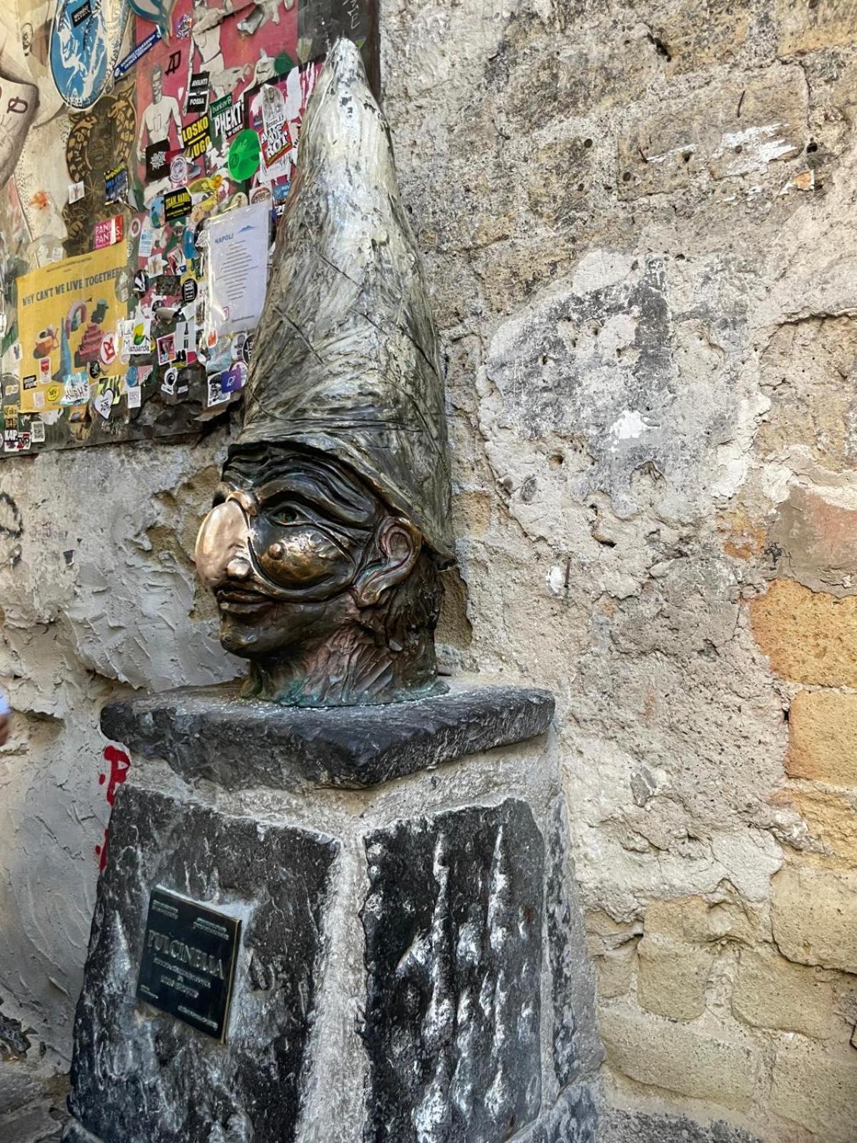 Vincenzino A Spaccanapoli Luaran gambar